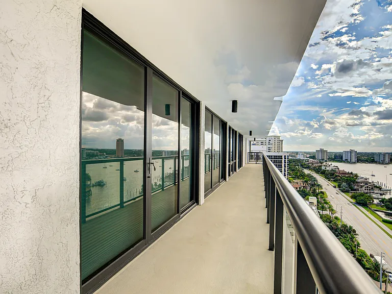 250 S Ocean Blvd #16C — Photo 41