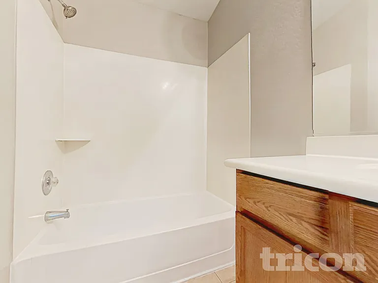 39964 W Sanders Way — Photo 8