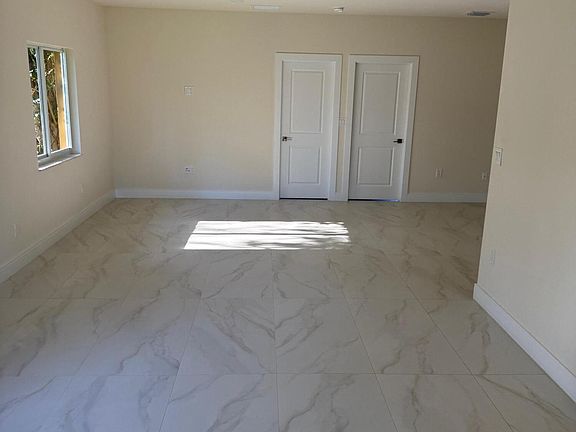 3rd image of 2999 NW 9th Street