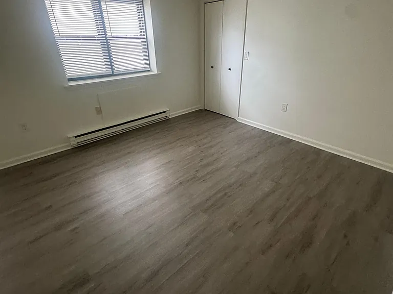 832 Atlantic St #1 — Photo 3