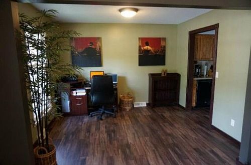 3rd image of 917 Glen Haven Cir