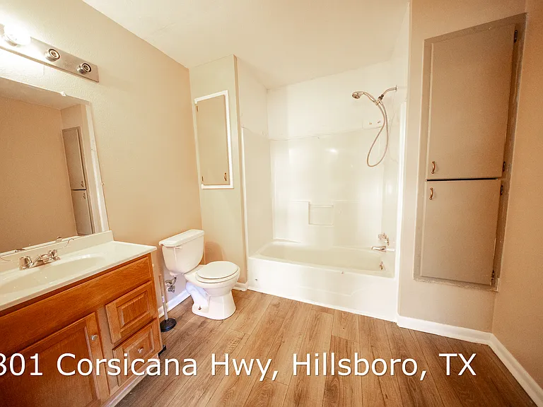 801 Corsicana Hwy — Photo 17