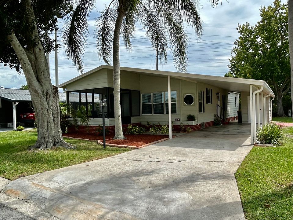 1st image of 2313 Parkland Dr