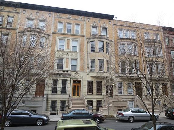 5th image of 326 W 88th St