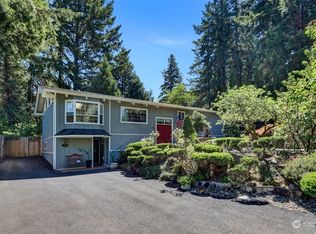 178 Quick Rd, Castle Rock, WA 98611