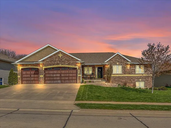 2236 Indy Dr, Dubuque, IA 52002