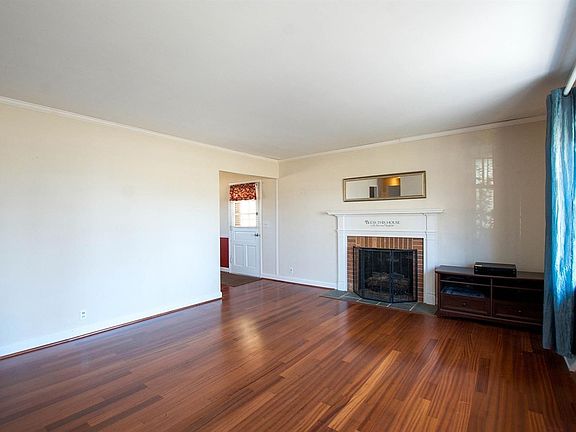 4th image of 1803 Avondale Dr