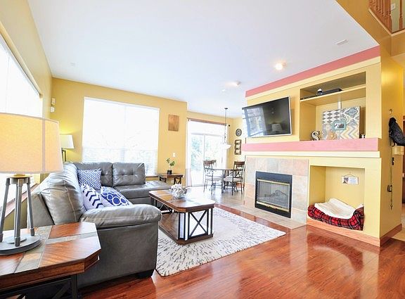 2nd image of 506 Pinebrook Dr