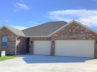 3760 W Riley Street, Bolivar, MO 65613