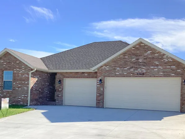 3760 W Riley Street, Bolivar, MO 65613