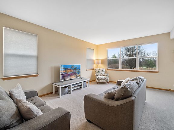 5th image of 2176 Fescue Dr