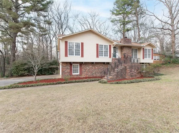 3918 Woodland Hills Dr, Tuscaloosa, AL 35405