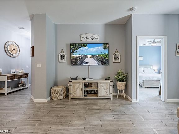5th image of 10800 Crossback Ln