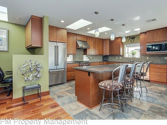 5th image of 1001 Ocean Ave APT E