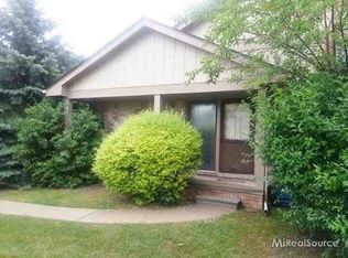 865 Langdon, Southfield, MI 48037