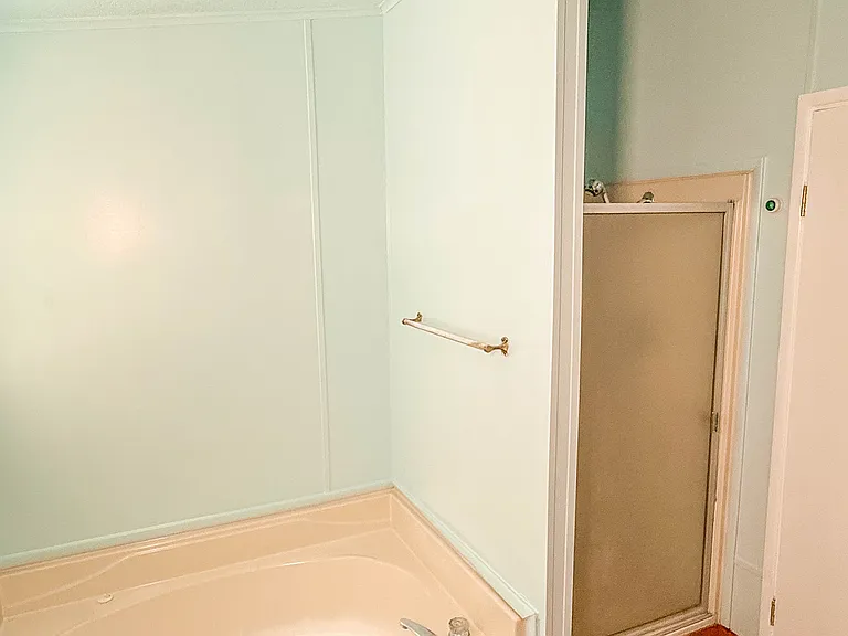 223 McCord Ave — Photo 12