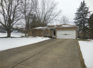 5561 Homestead Rd, Hamburg, NY 14075