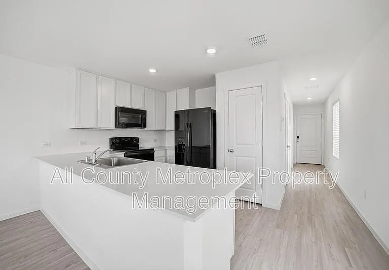 6225 Kingfisher Way — Photo 17