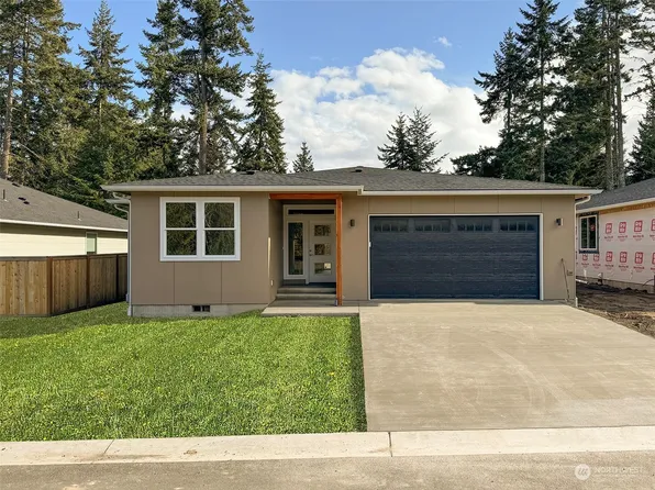 1405 Discovery Loop, Port Angeles, WA 98363