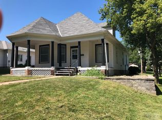 506 E 3rd St, Villisca, IA 50864