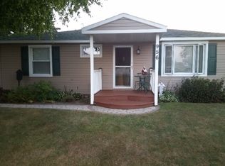 956 S Huron Rd, Linwood, MI 48634