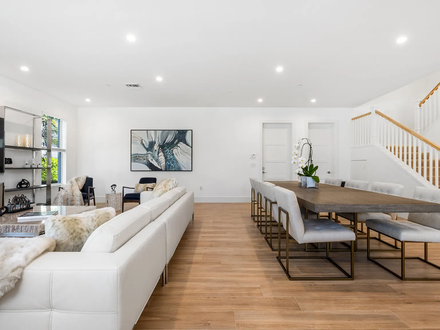 River House — Photo 3