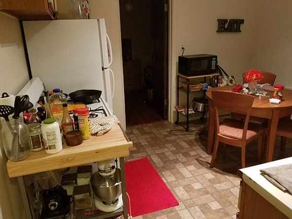 4th image of 4103 N Damen Ave