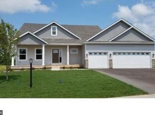 15687 Ridgemont Ave SE, Prior Lake, MN 55372