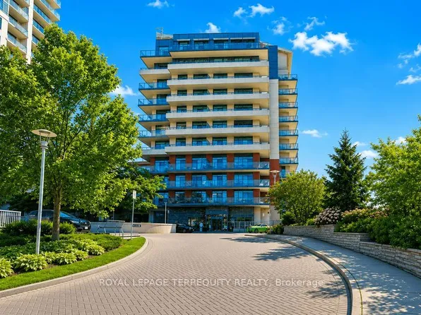 35 Fontenay Ct #202, Toronto, ON M9A 0E2