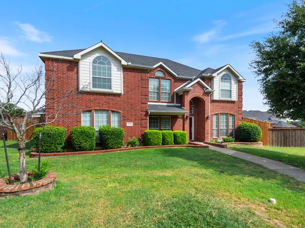 1721 Cattail Creek Dr, Desoto, TX 75115