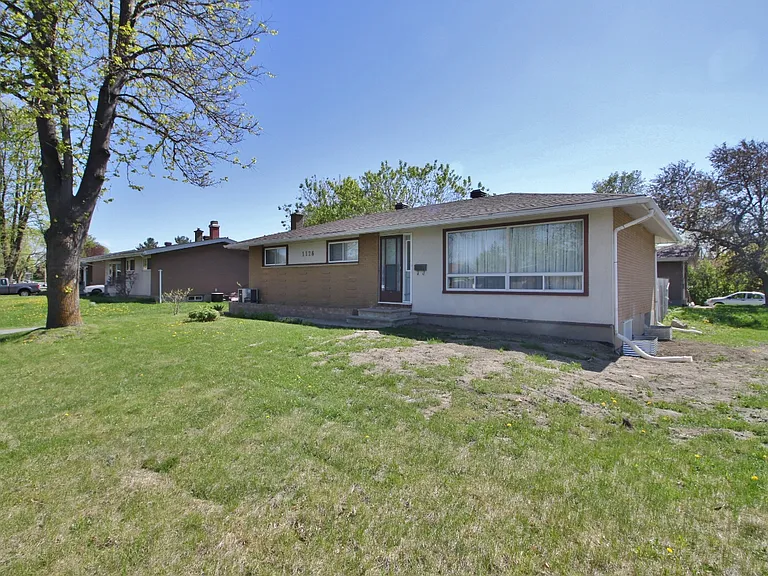 1126 Gateway Rd #1 — Photo 20