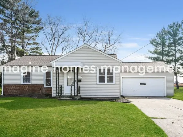 6727 Solon Blvd, Solon, OH 44139