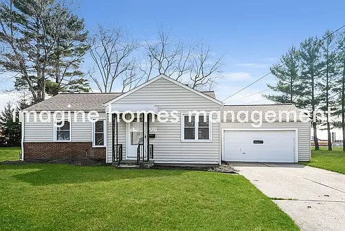 6727 Solon Blvd Photo 1