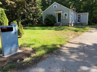 977 Long Cove Rd, Gales Ferry, CT 06335