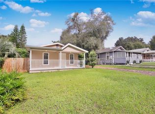 2312 Edgewater Ave, Leesburg, FL 34748