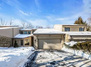 3 Willada Lane, Glen Cove, NY 11542