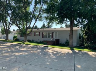 4425 Camden Loop, Bismarck, ND 58503