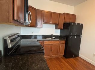 39 Shawmut St #3, Chelsea, MA 02150
