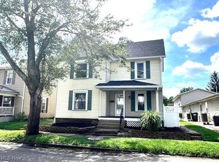 318 S River St, Newcomerstown, OH 43832