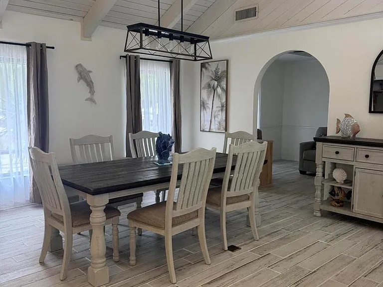 929 Jackson Way — Photo 4