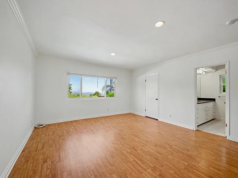 22525 Flamingo St — Photo 11