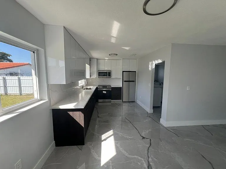 KITCHEN -1