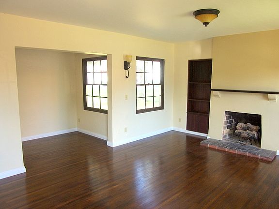 3rd image of 227 Saint Joseph Ave