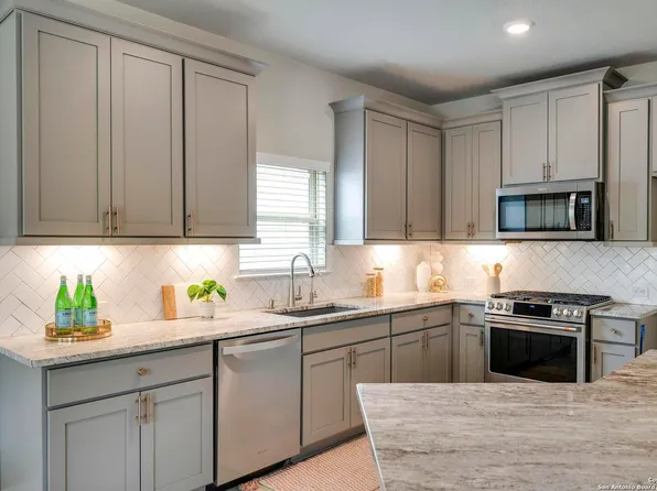 27314 Falls Cove, Boerne, TX 78015