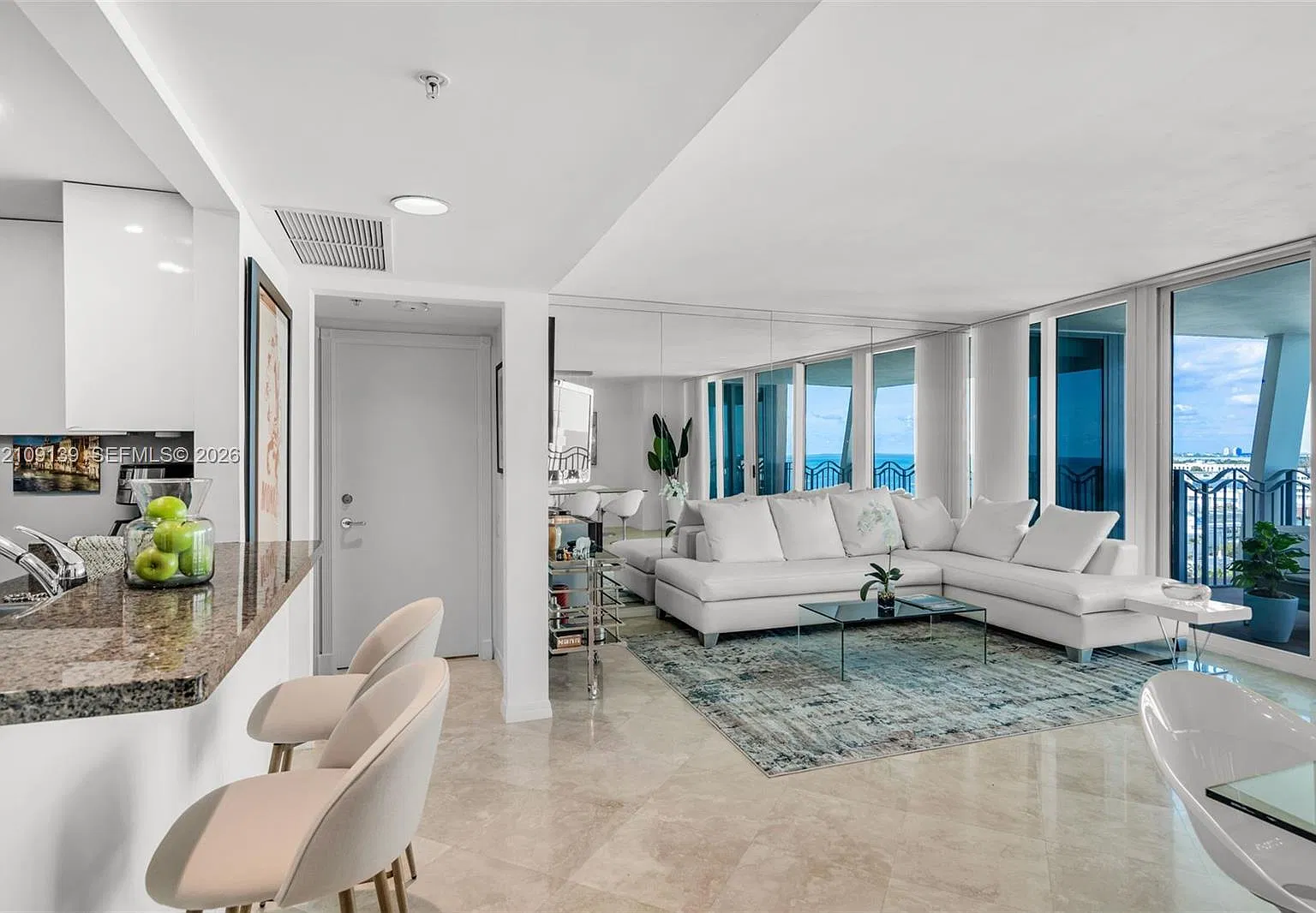 1500 Ocean Drive Condo — Photo 2