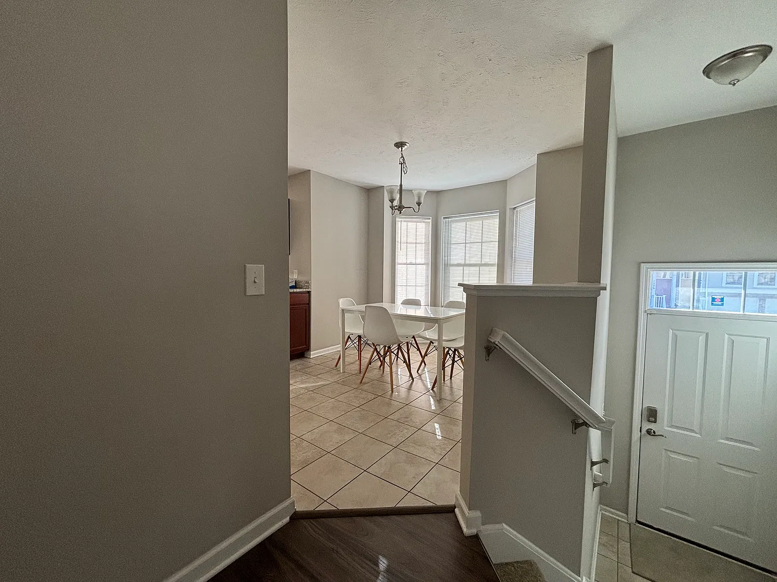 3 bed, 2.5 bath, 2228 sqft, $3,100 — Photo 4