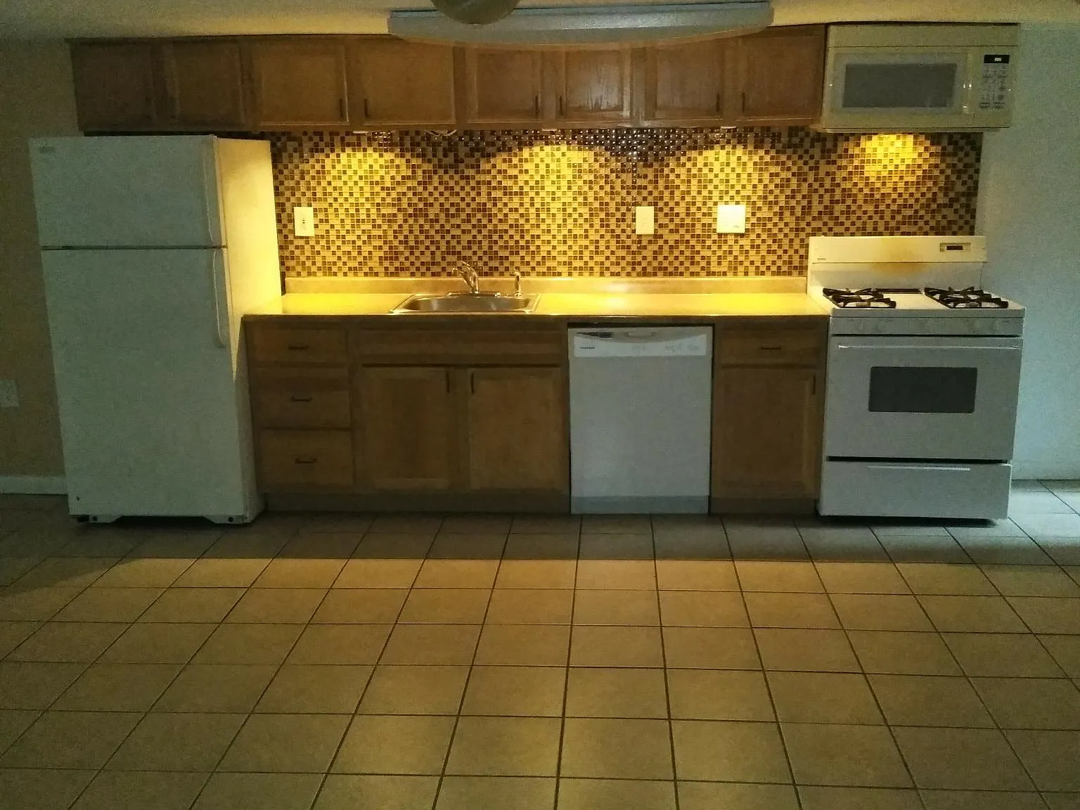 918 S St NW — Photo 3