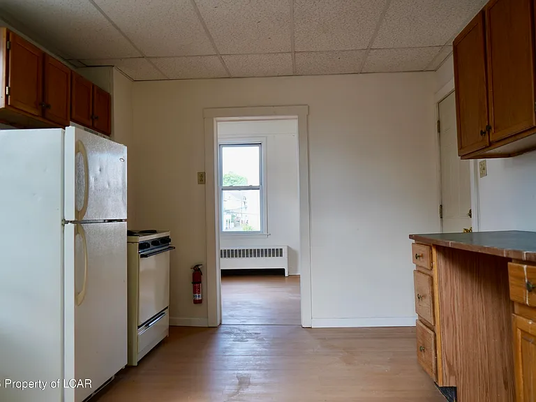 538 Carson St #2 — Photo 4