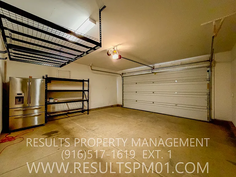 1573 Osborn Dr — Photo 32