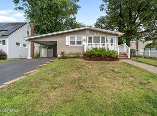 893 Greenwood Ave, Keyport, NJ 07735